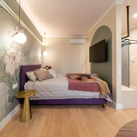 Stara Warszawska 43 *