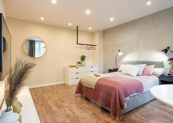 公寓 Stara Warszawska 43 *